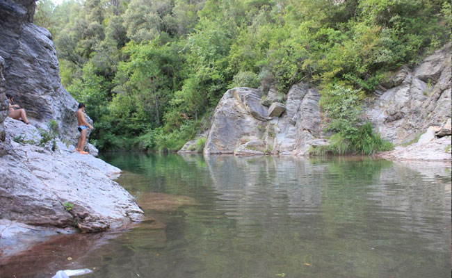 Can Carreras · Turismo Rural · Alt Empordà · Actividades de Río