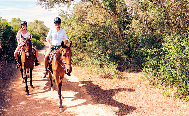 Can Carreras · Turismo Rural · Alt Empordà · Actividades · Rutas a Caballo